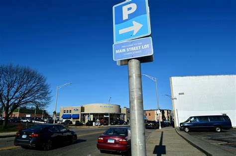 cheap parking wall street area